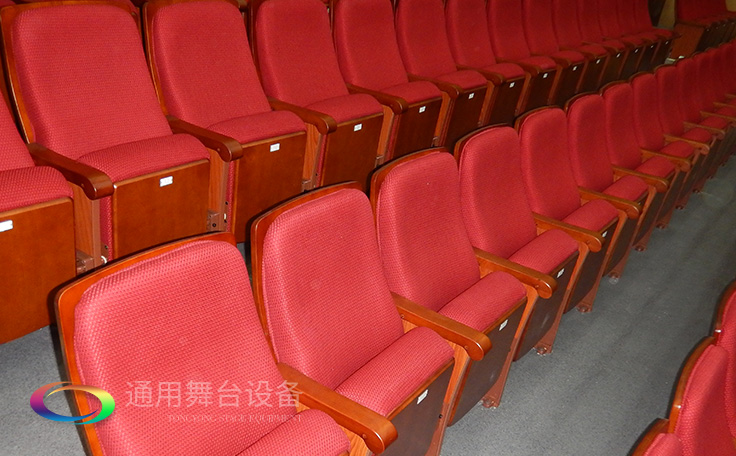 通用舞臺(tái)承接廣州市廣鐵一中報(bào)告廳舞臺(tái)幕布、燈光、音響項(xiàng)目